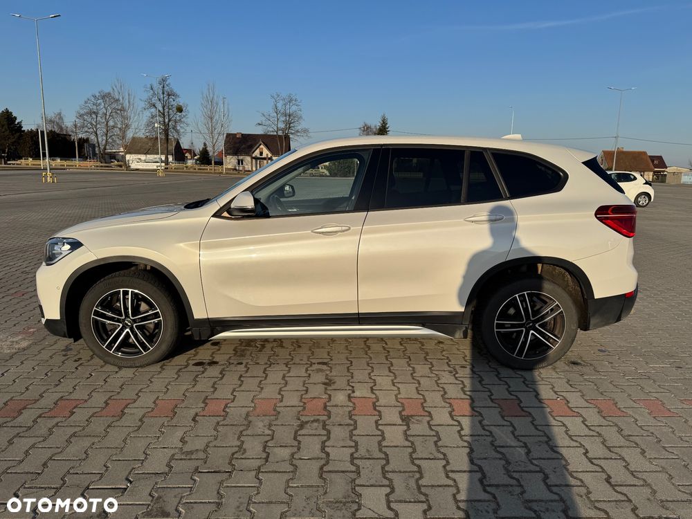 BMW X1 sDrive18i - 3