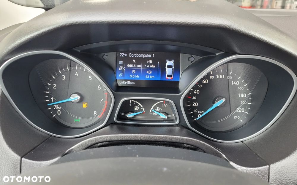 Ford Focus 1.0 EcoBoost Trend - 19