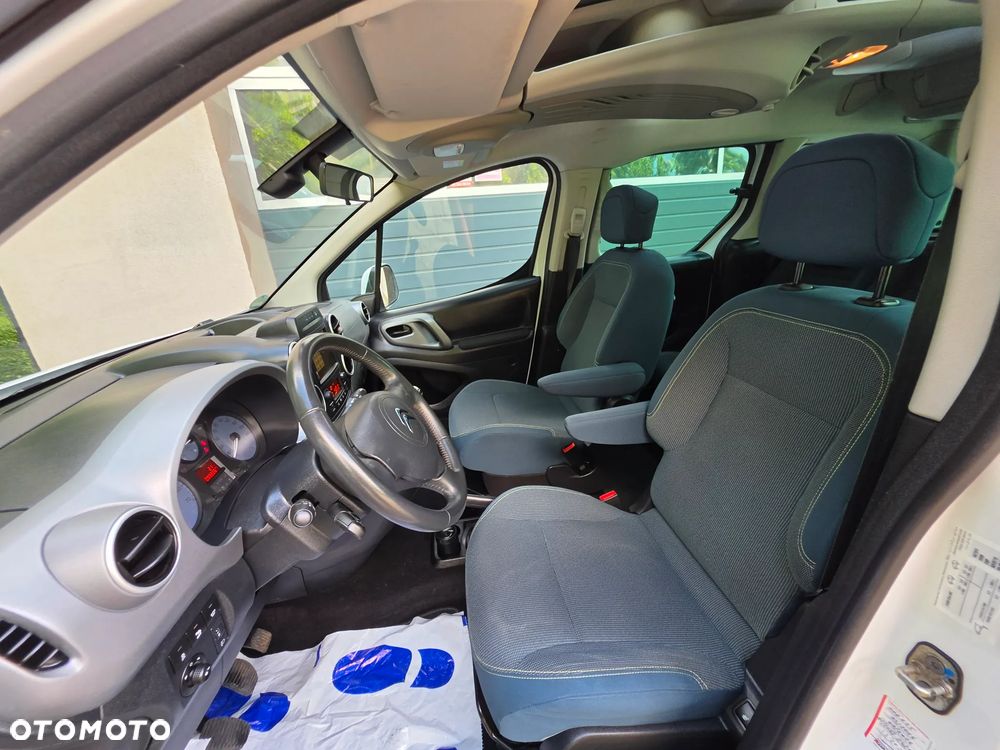 Citroën Berlingo Multispace PureTech 110 SELECTION - 23
