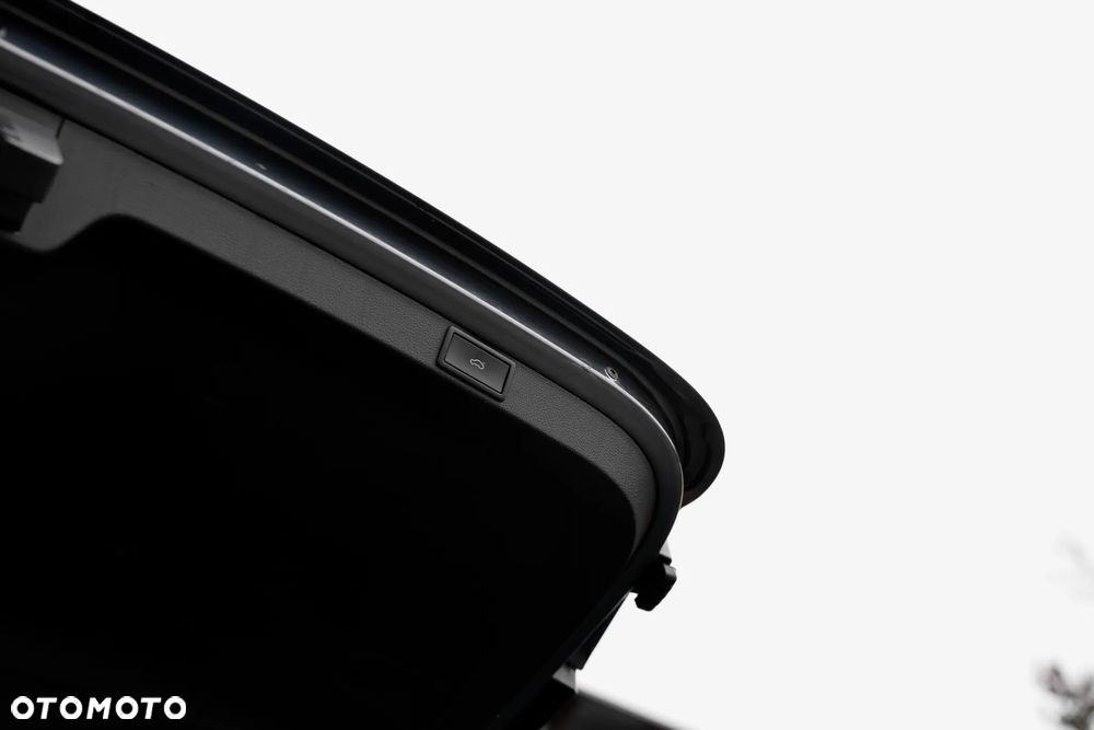 Skoda Octavia 2.0 TDI SCR Ambition DSG - 8