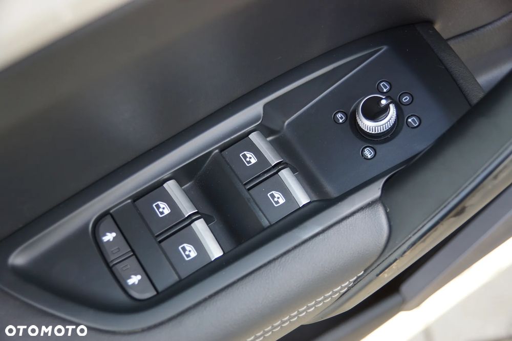 Audi Q5 2.0 TDI Quattro S tronic design - 28
