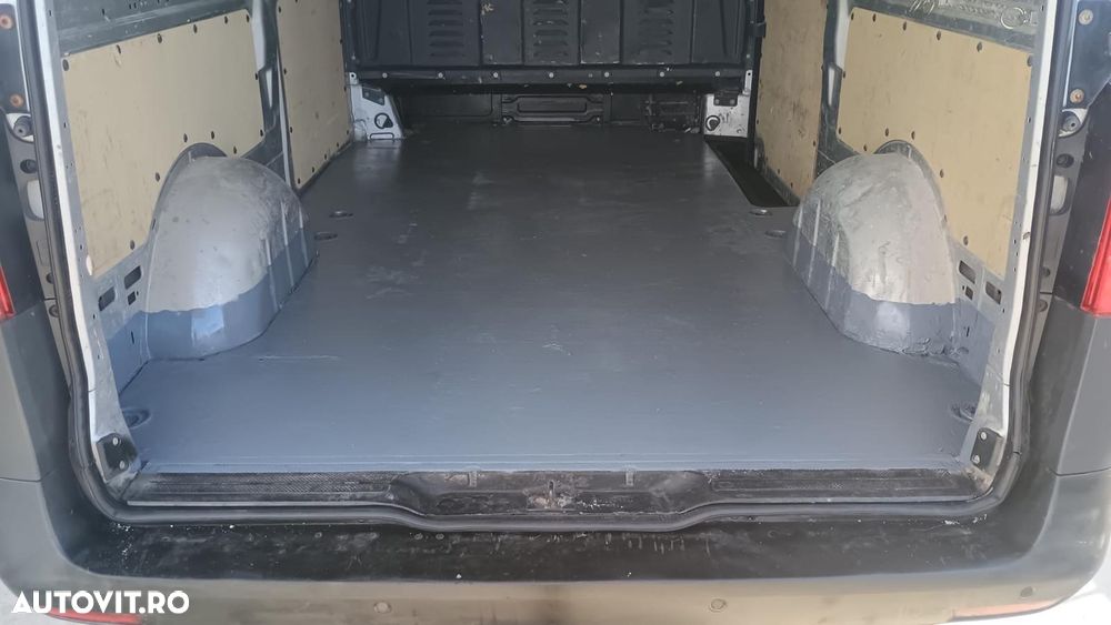Mercedes-Benz Vito - 13