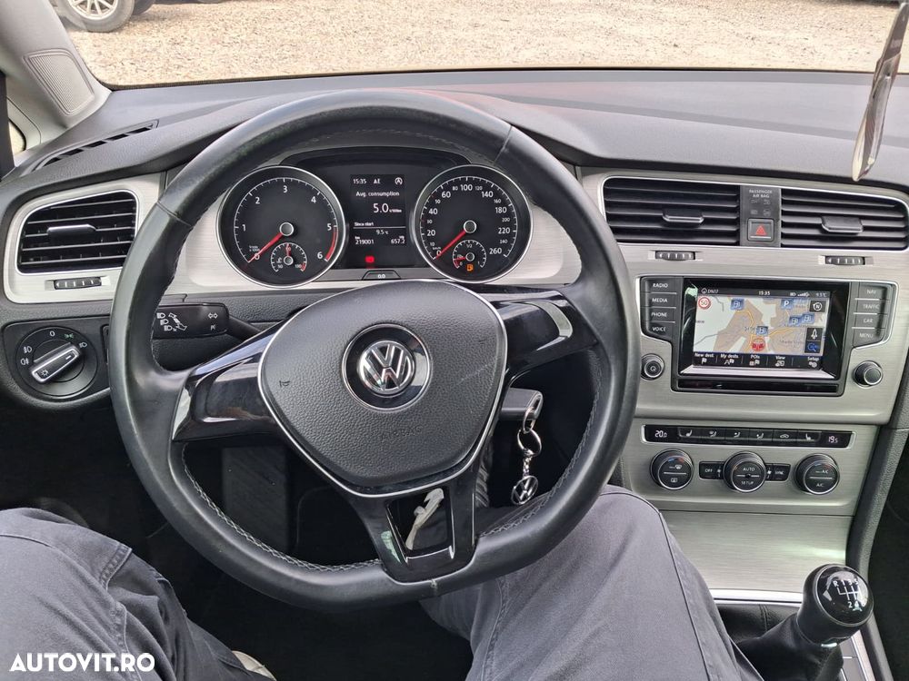 Volkswagen Golf 2.0 TDI DPF BMT Highline - 11