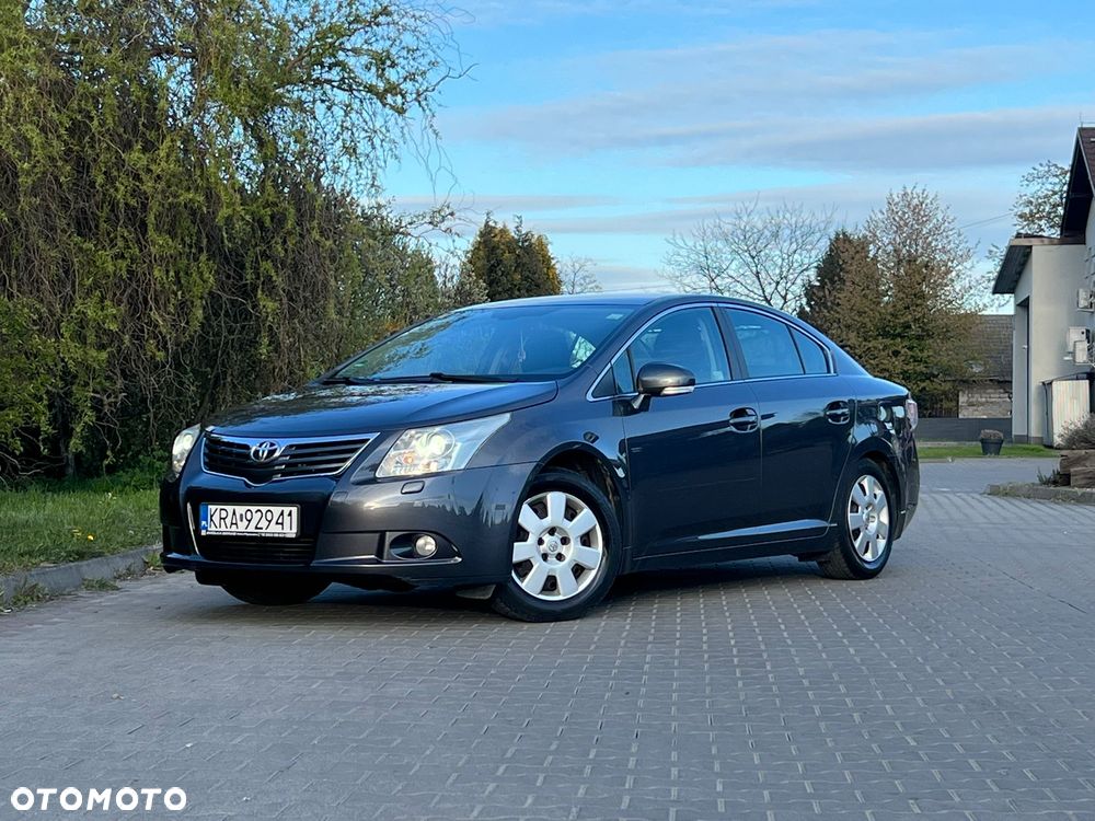 Toyota Avensis 2.0 Prestige NAVI MS - 1