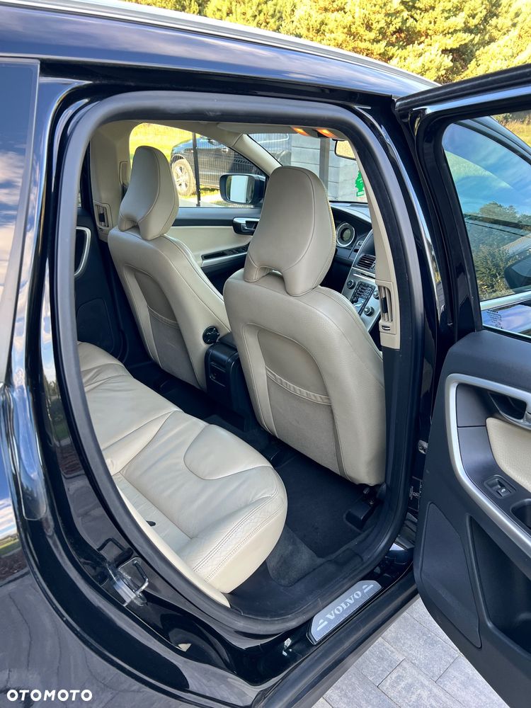Volvo XC 60 - 21