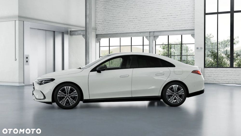 Mercedes-Benz CLA - 2