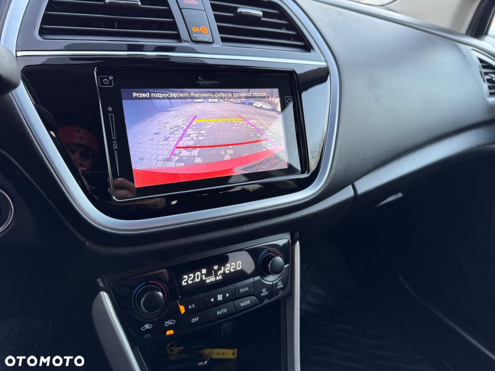 Suzuki SX4 S-Cross 1.0 T Premium - 31