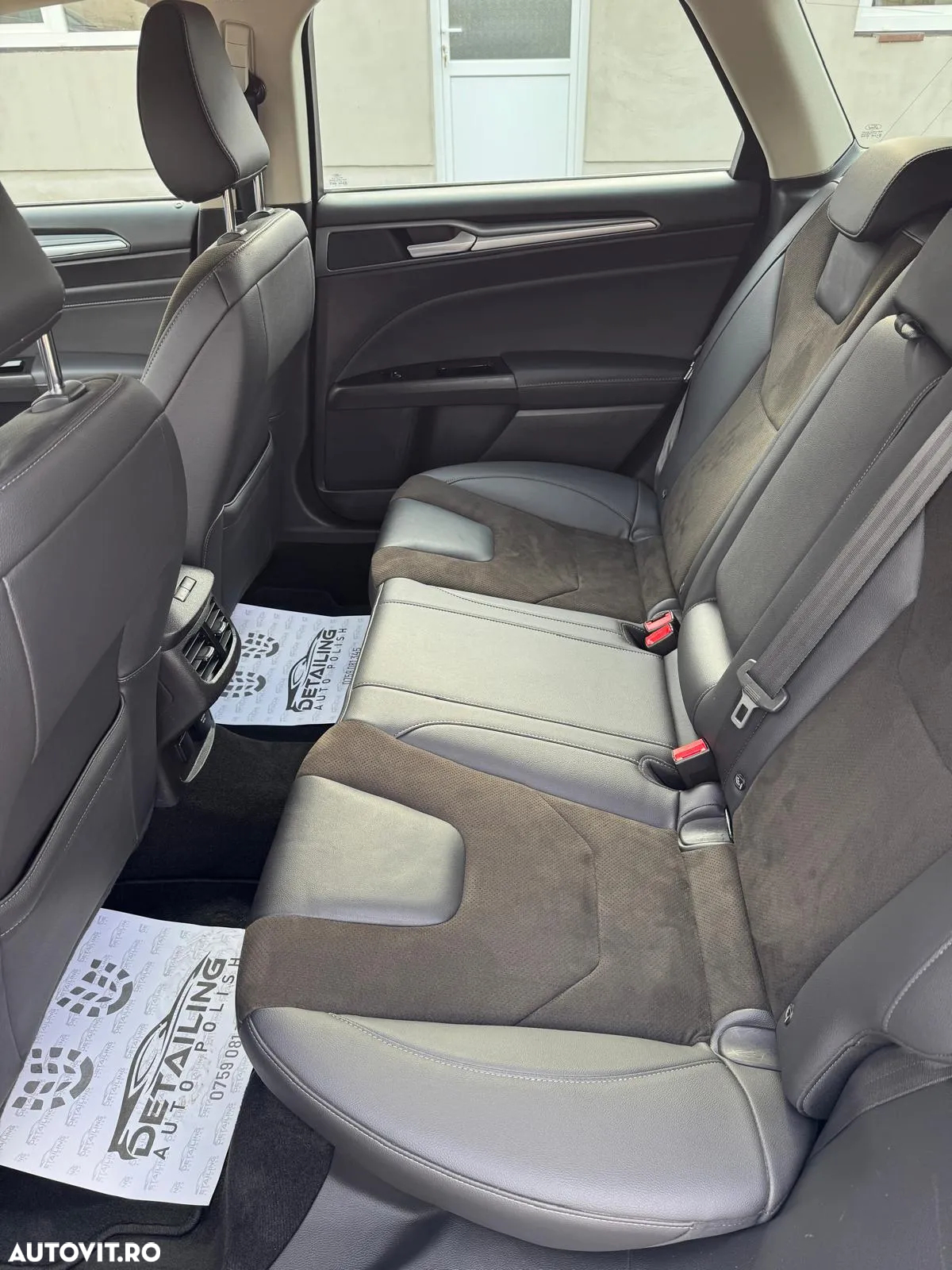 Ford Mondeo - 12