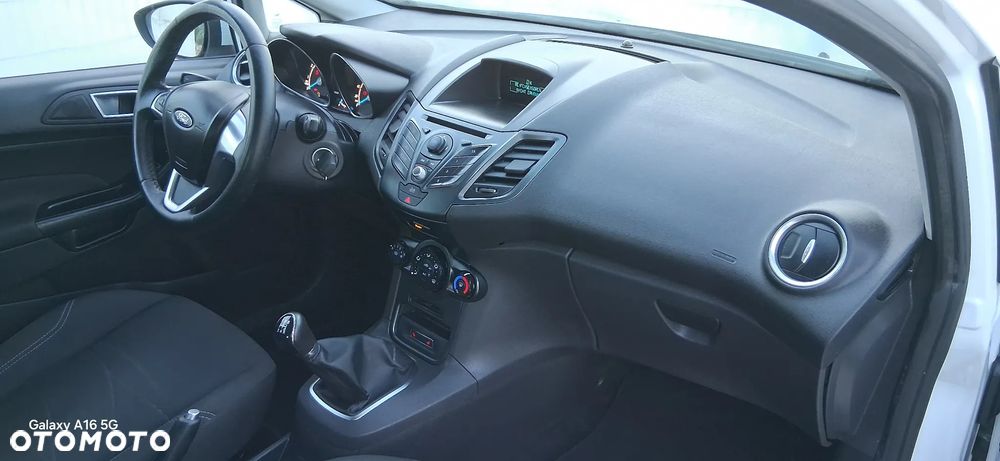 Ford Fiesta 1.25 Ambiente - 14