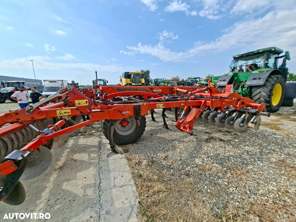 Kuhn Performer 6000 cultivator cu discuri si dinti - 12
