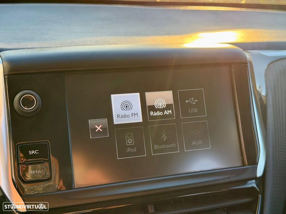 Peugeot 2008 1.2 PureTech Active - 23