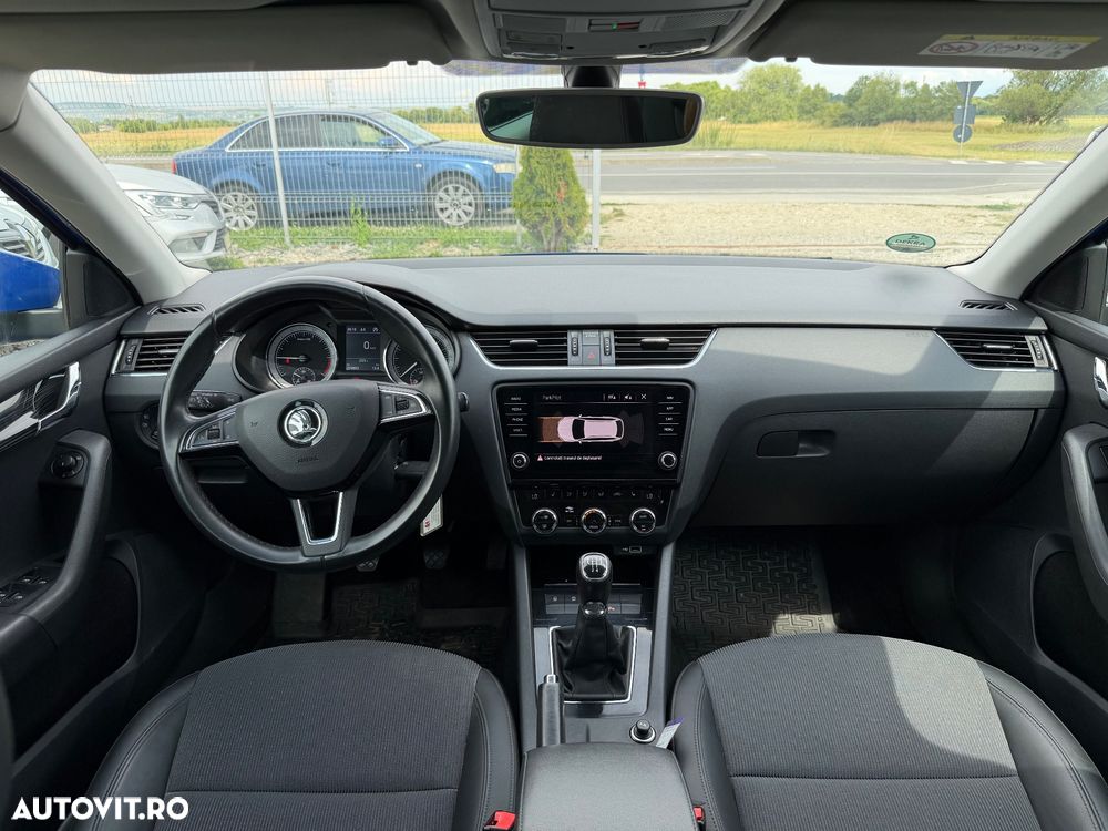 Skoda Octavia 1.6 TDI Drive - 5