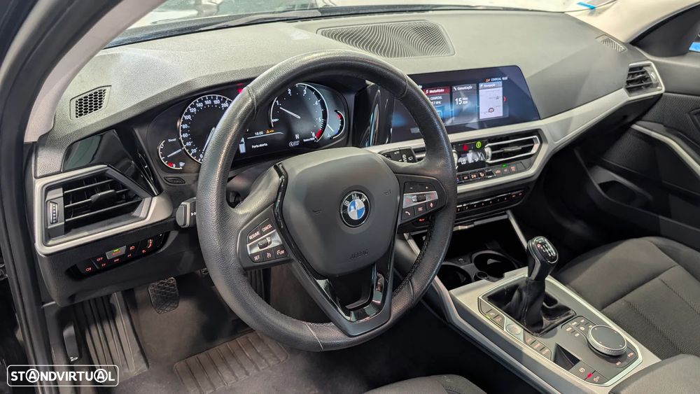 BMW 318 d - 13