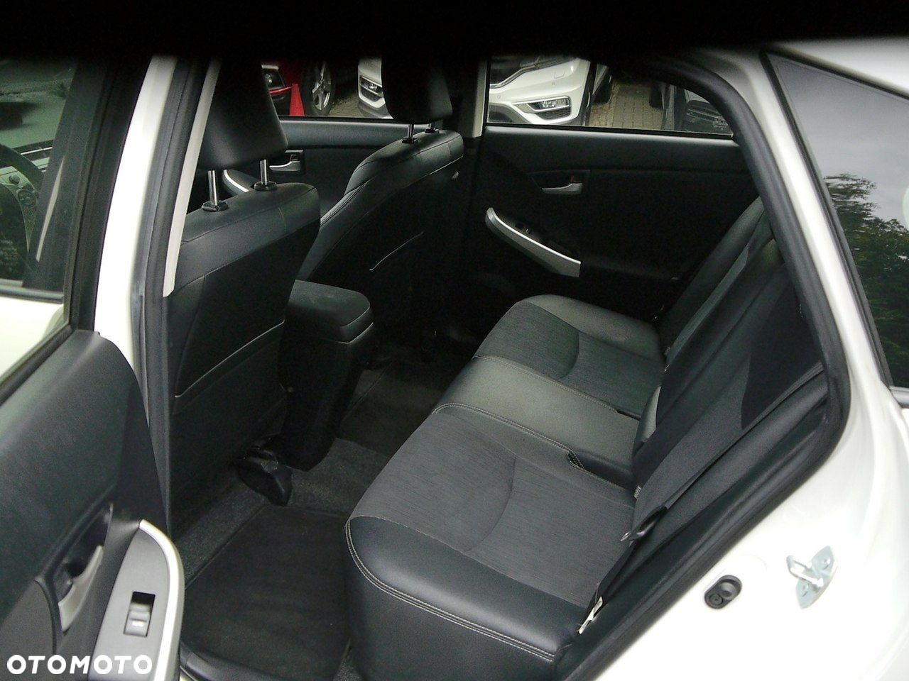 Toyota Prius - 27
