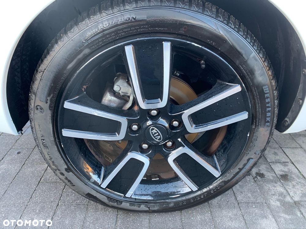 Kia Soul 1.6 CRDI Dream-Team Edition - 12