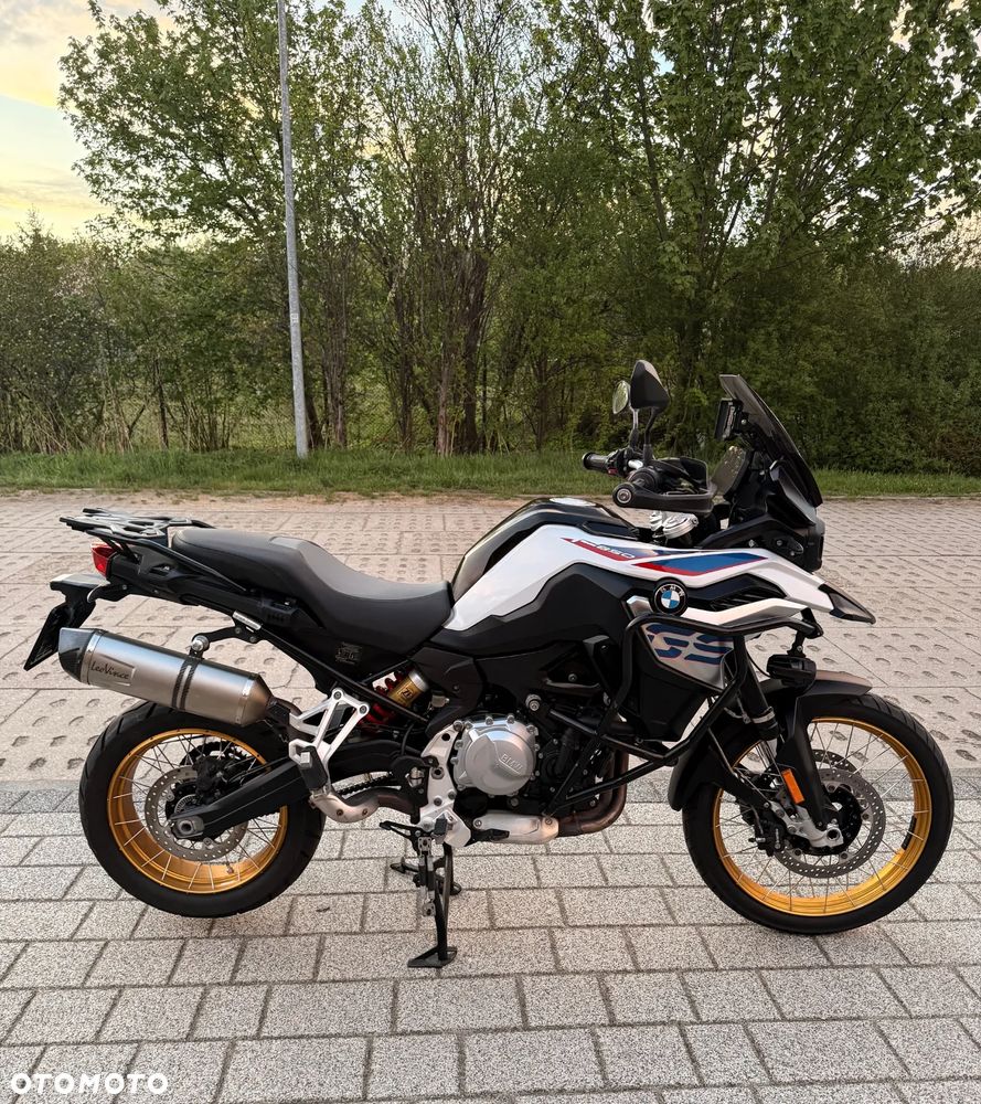 BMW F - 4
