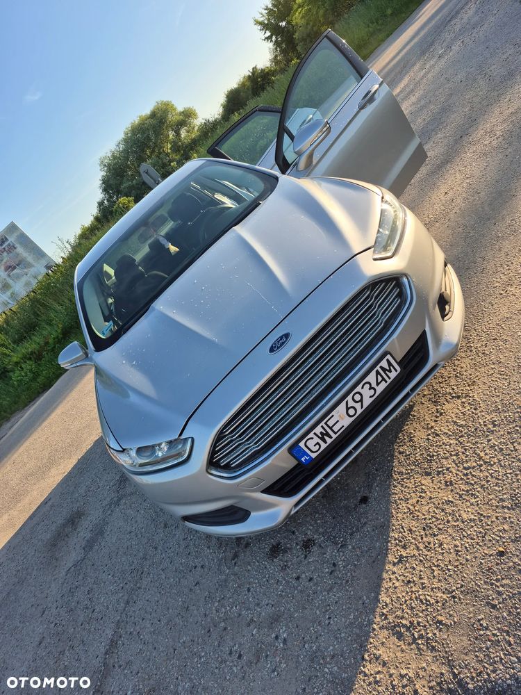 Ford Fusion - 3