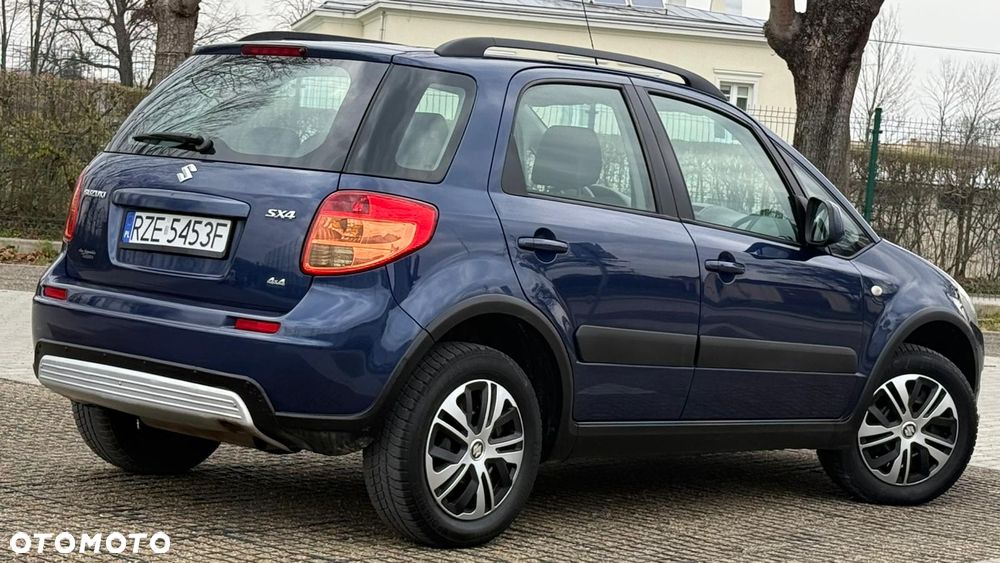 Suzuki SX4 1.6 VVT 4x4 Comfort - 38
