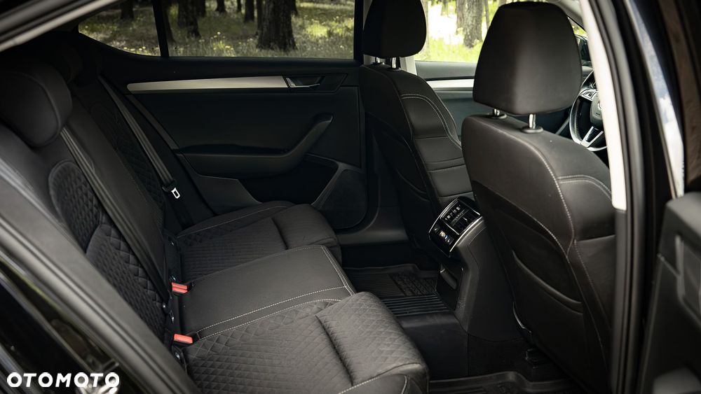 Skoda Superb 2.0 TDI 4x4 Ambition DSG - 13