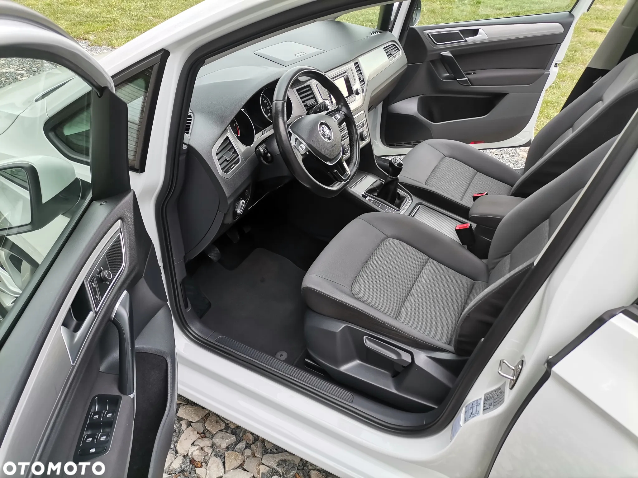 Volkswagen Golf Sportsvan VII SV 1.6 TDI BMT Comfortline - 6