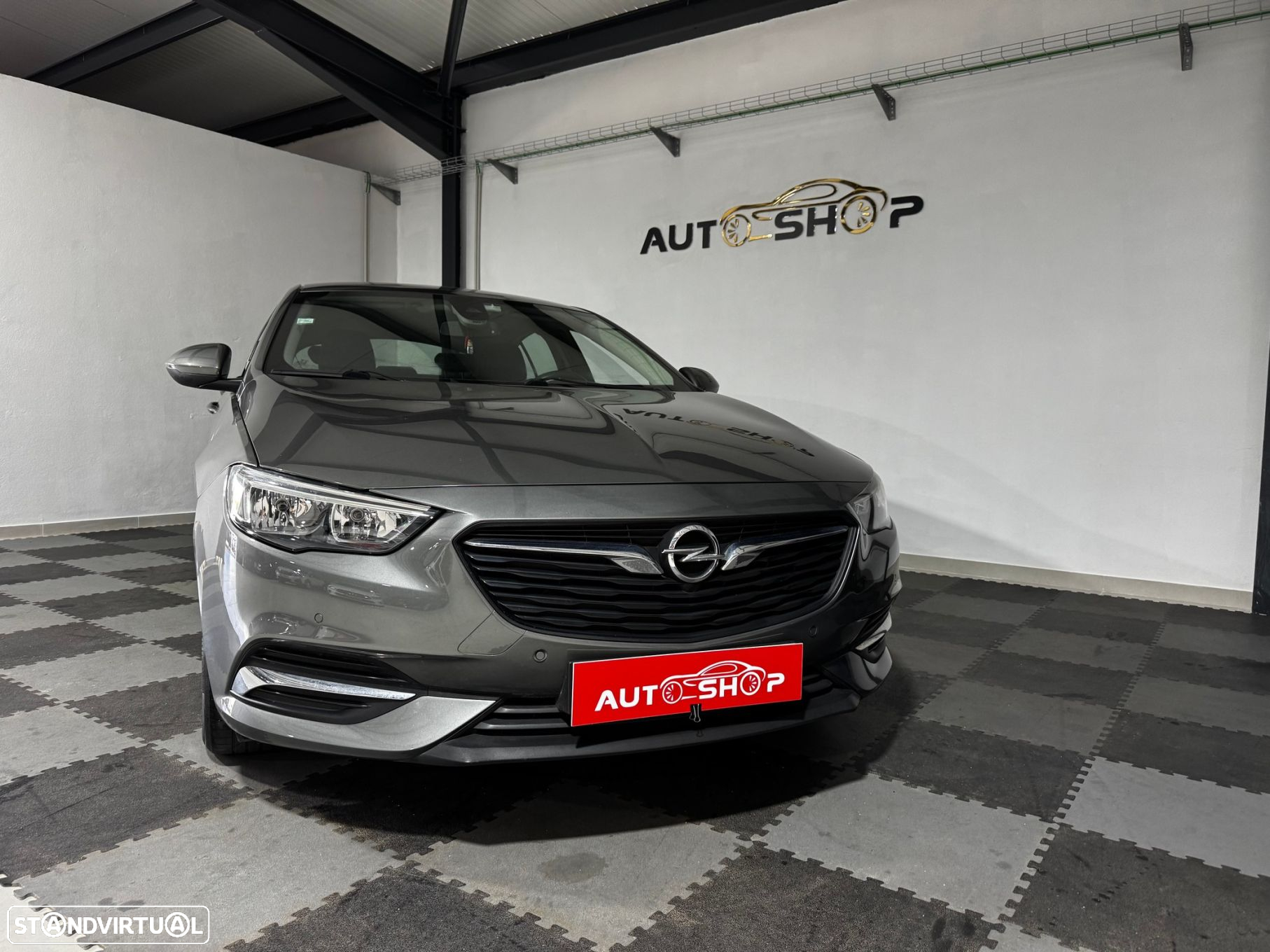 Opel Insignia Grand Sport 1.6 CDTi Selective - 4