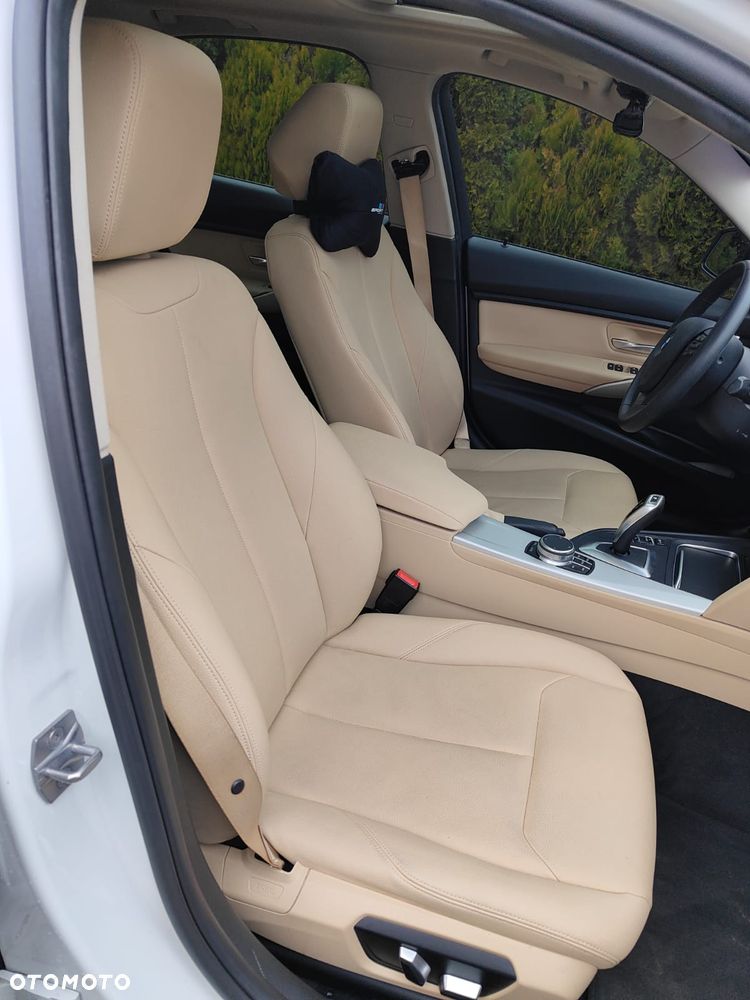 BMW Seria 3 320i xDrive Edition Luxury Line Purity - 8