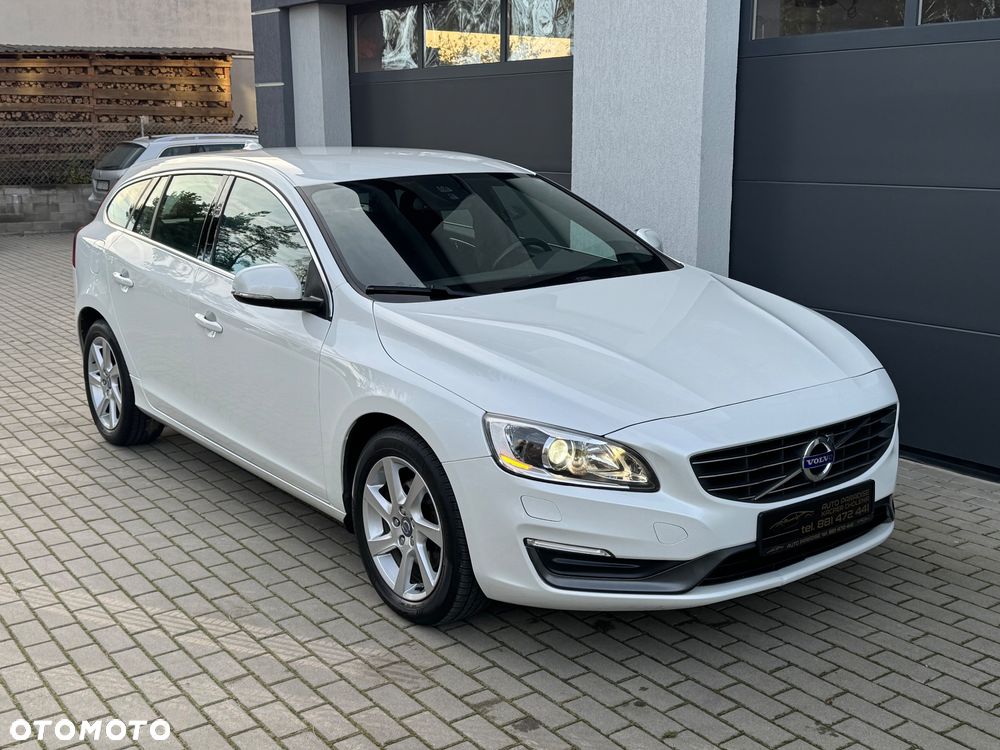Volvo V60 D3 Momentum - 7