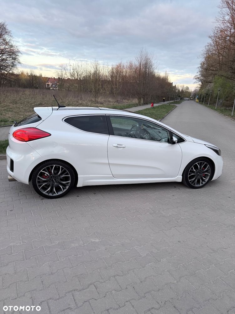 Kia Ceed 1.6 T-GDI GT XL - 8