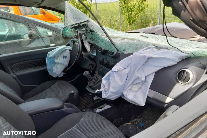 Dezmembrez Mercedes-Benz Citan W415 [2012 - 2020] Minivan 111 CDI L2 - 3