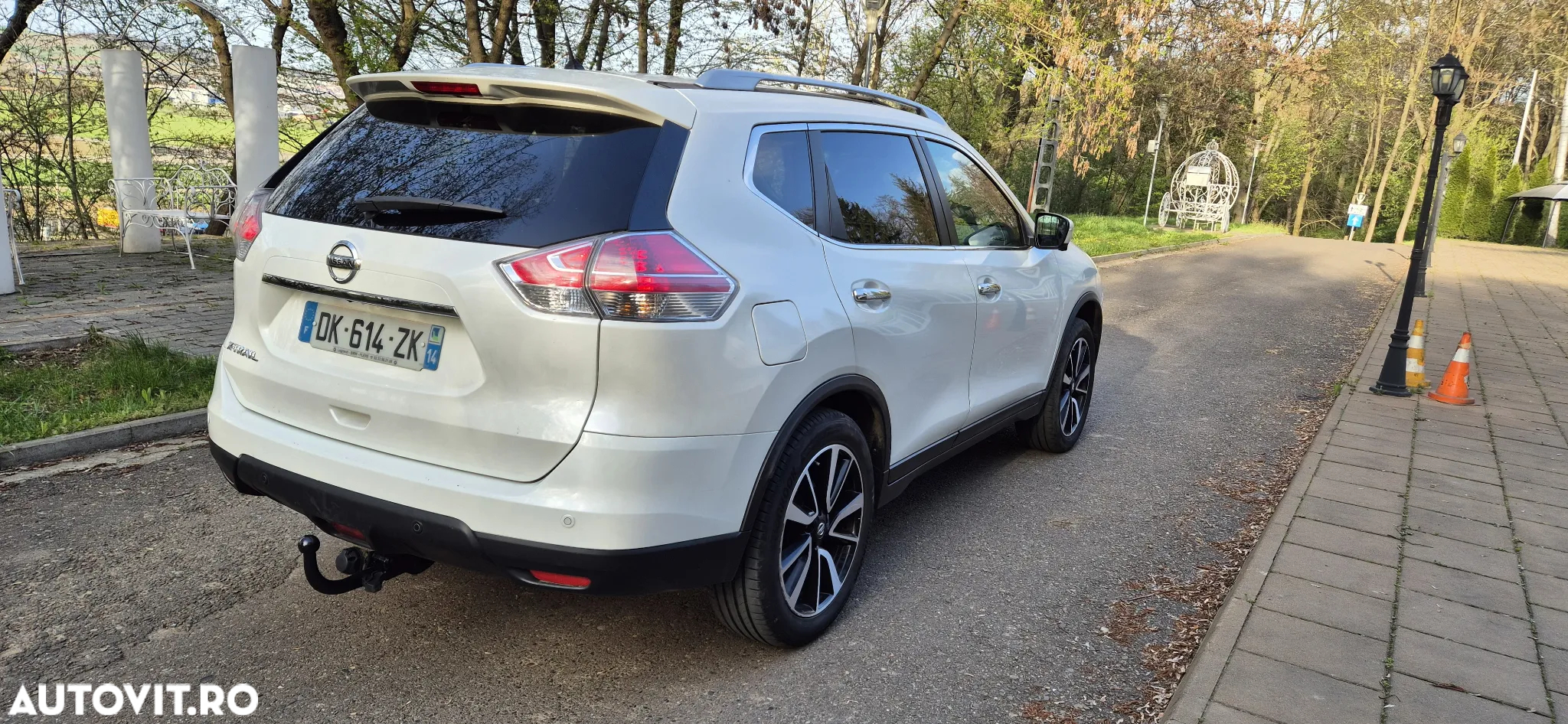 Nissan X-Trail 1.6 dCi ALL-MODE 4x4i Tekna - 25