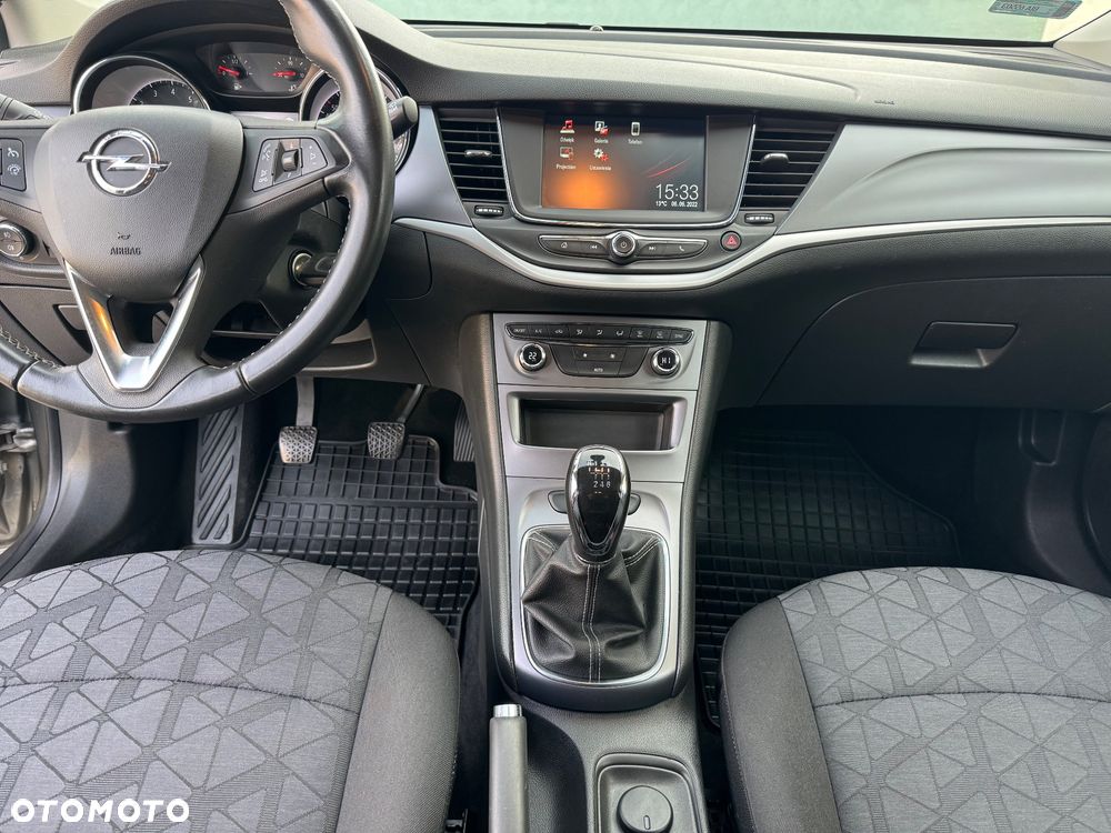 Opel Astra V 1.4 T 120 Lat - 18