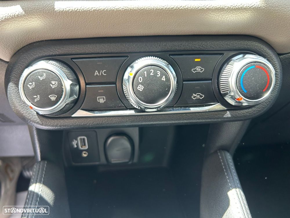 Nissan Micra 1.0 IG-T N-Design Black P.Navi - 26