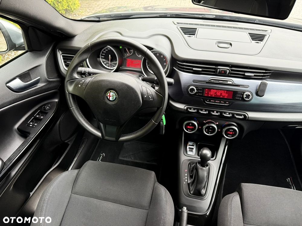 Alfa Romeo Giulietta - 25