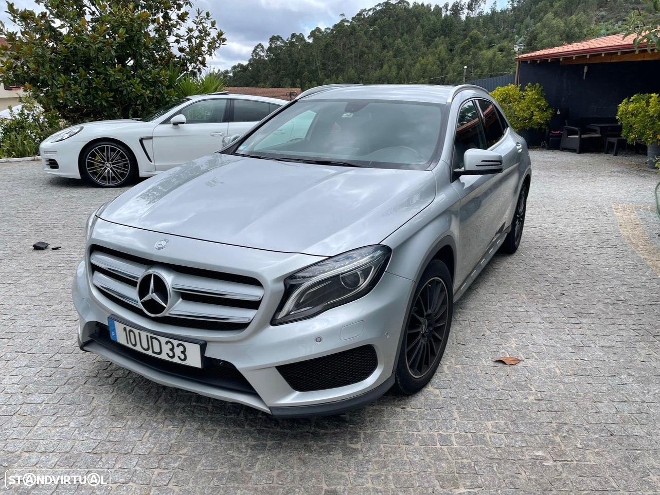 Mercedes-Benz GLA 180 (CDI) d 7G-DCT AMG Line - 2
