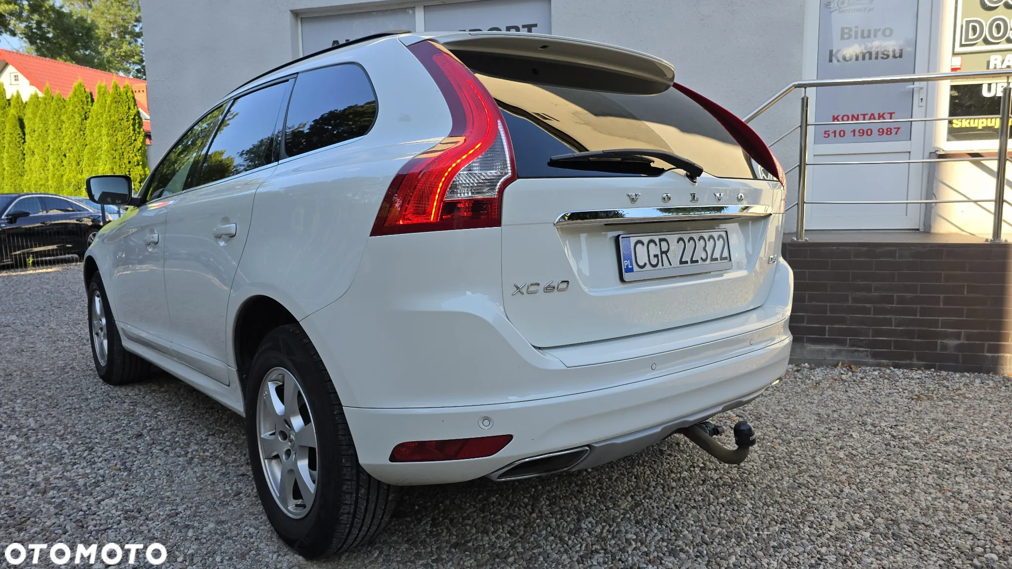 Volvo XC 60 D4 Momentum Pro - 6