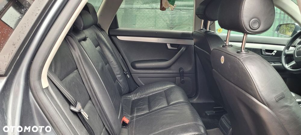 Audi A4 Avant 2.0 TDI - 7