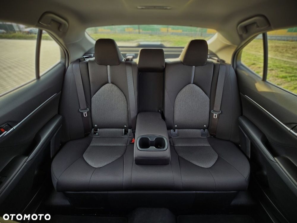 Toyota Camry 2.5 Hybrid Comfort CVT - 16