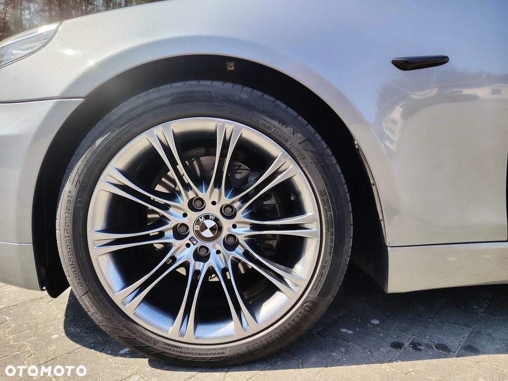 BMW Seria 5 530d - 32
