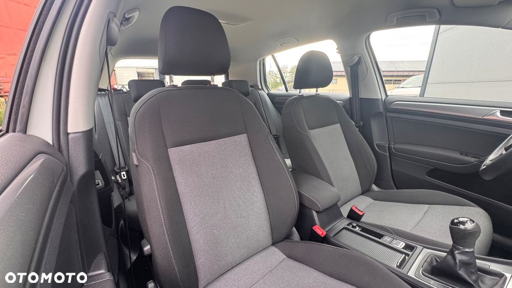 Volkswagen Golf 1.6 TDI BlueMotion Comfortline - 7
