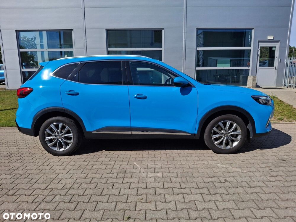 MG HS 1.5 T-GDI Excite DCT - 7
