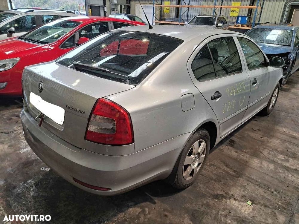 Aripa stanga fata Skoda Octavia 2 2010 SEDAN 1.4 TSI - 7