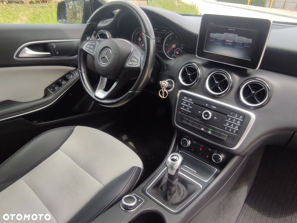 Mercedes-Benz Klasa A 160 CDI AMG Line - 12