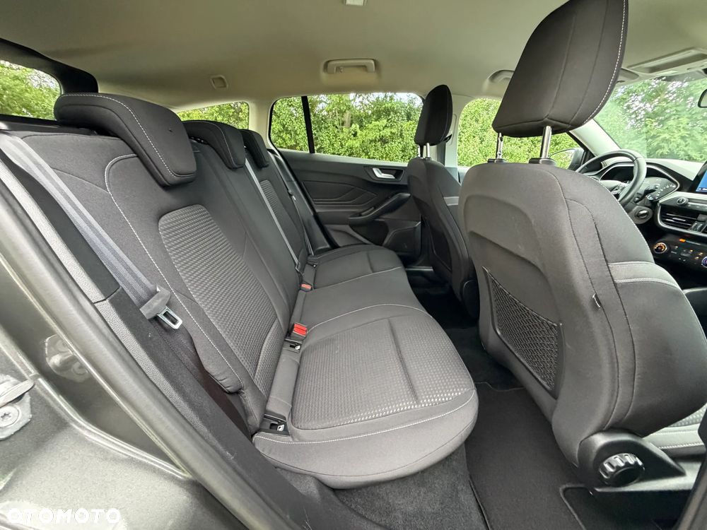 Ford Focus 1.5 EcoBlue Start-Stopp-System TITANIUM DESIGN - 28