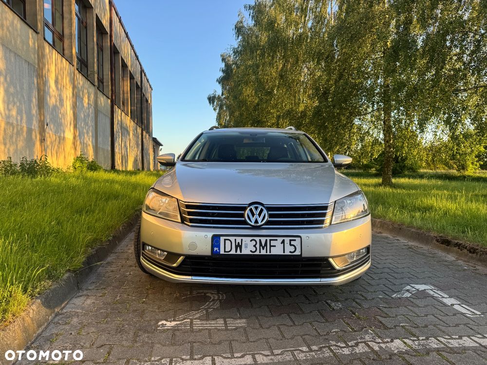 Volkswagen Passat 2.0 TDI Comfortline DSG - 3
