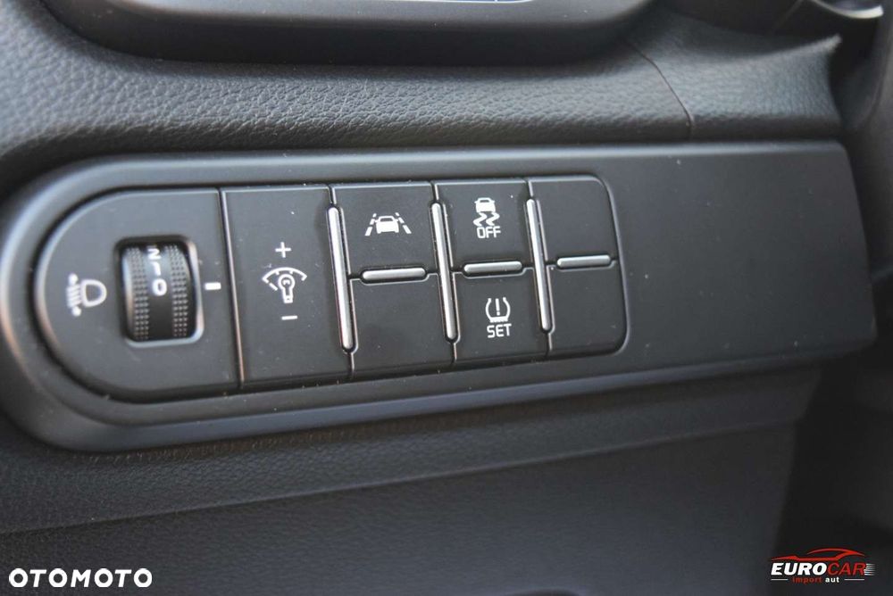 Kia Ceed 1.4 T-GDI L Business Line - 28