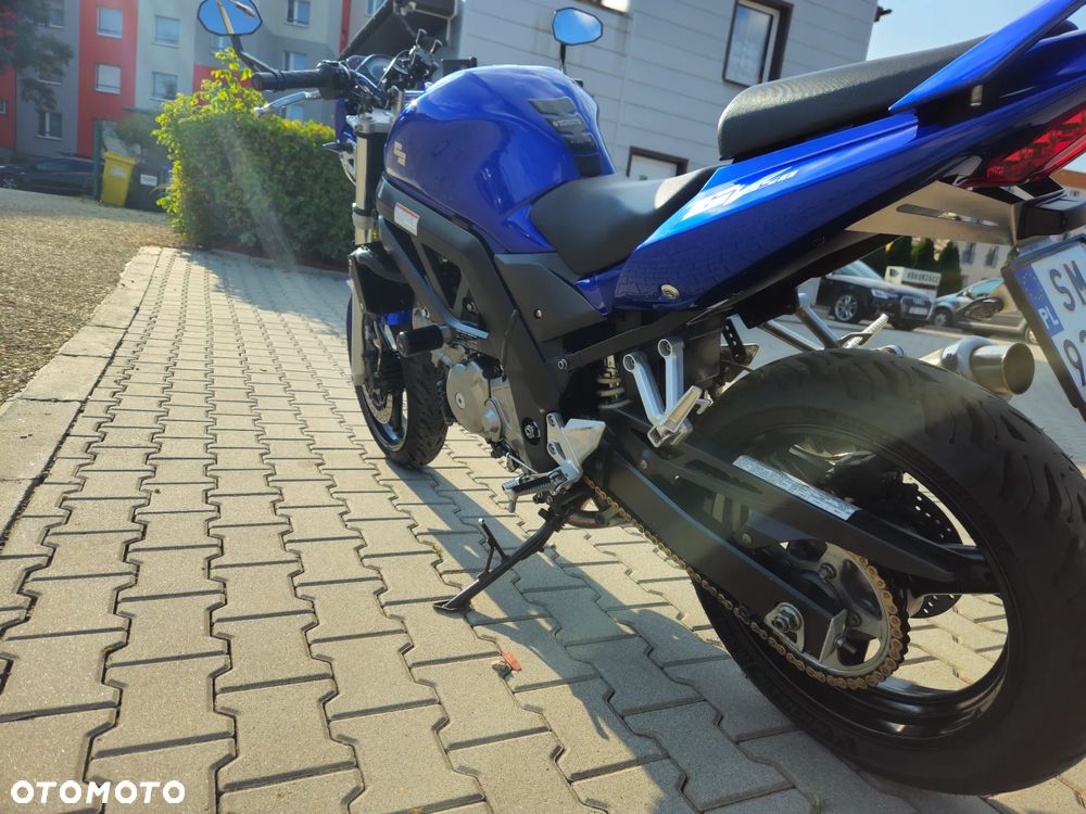 Suzuki SV - 7