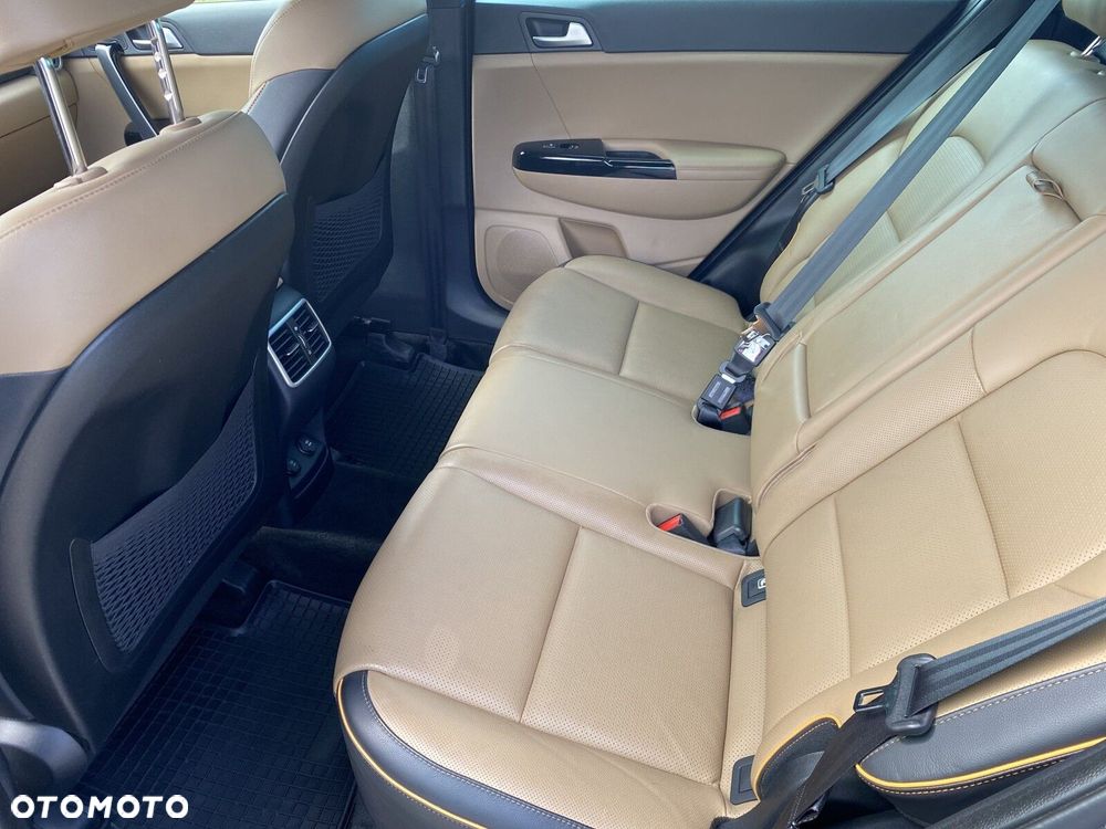 Kia Sportage - 10