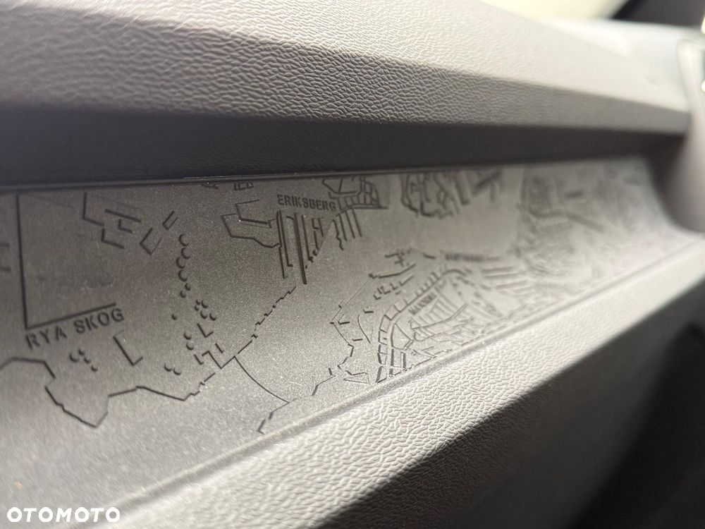 Volvo XC 40 B3 Essential - 19