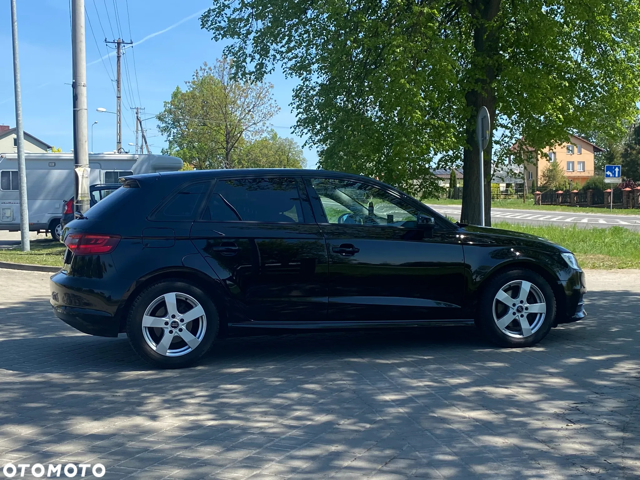 Audi A3 1.6 TDI Sportback design - 11