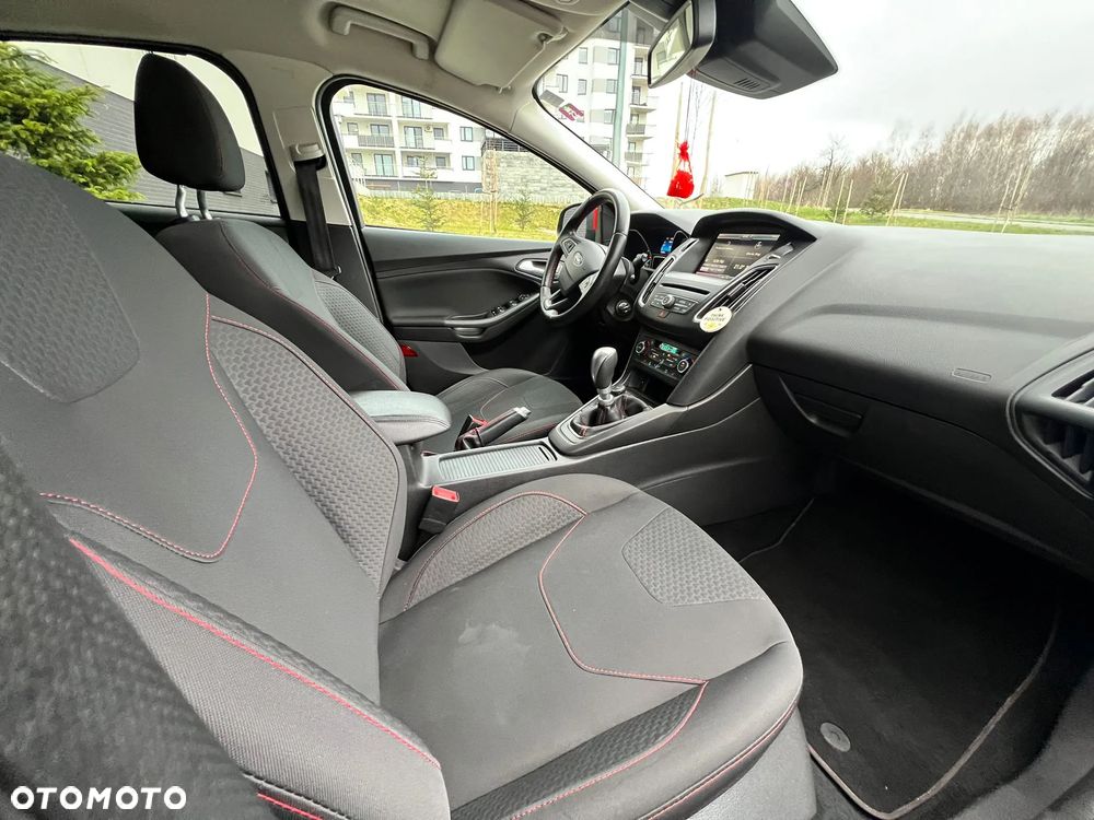 Ford Focus 1.5 EcoBoost Black Edition ASS - 34